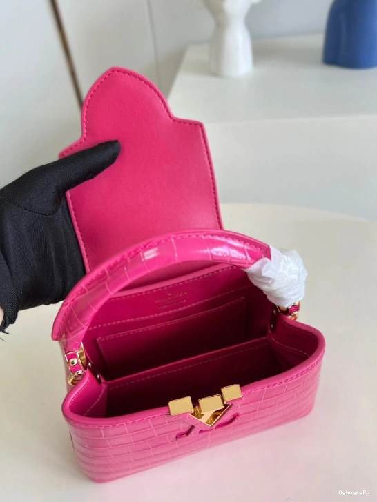 CAPUCINES MINI LOUIS VUITTON 0328